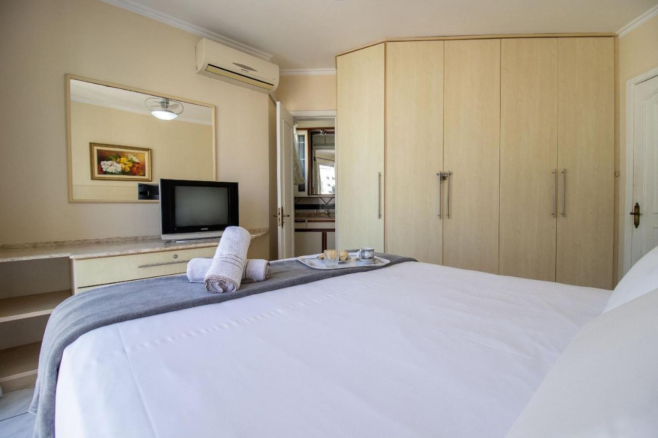 Pr143 - Próximo A Avenida Brasil, Garagem Camionete, 4 Dorm, Climatizado, Wi-fi Apartamento *