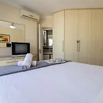 PR143 - PRÓXIMO A AVENIDA BRASIL, GARAGEM CAMIONETE, 4 DORM, CLIMATIZADO, Wi-Fi