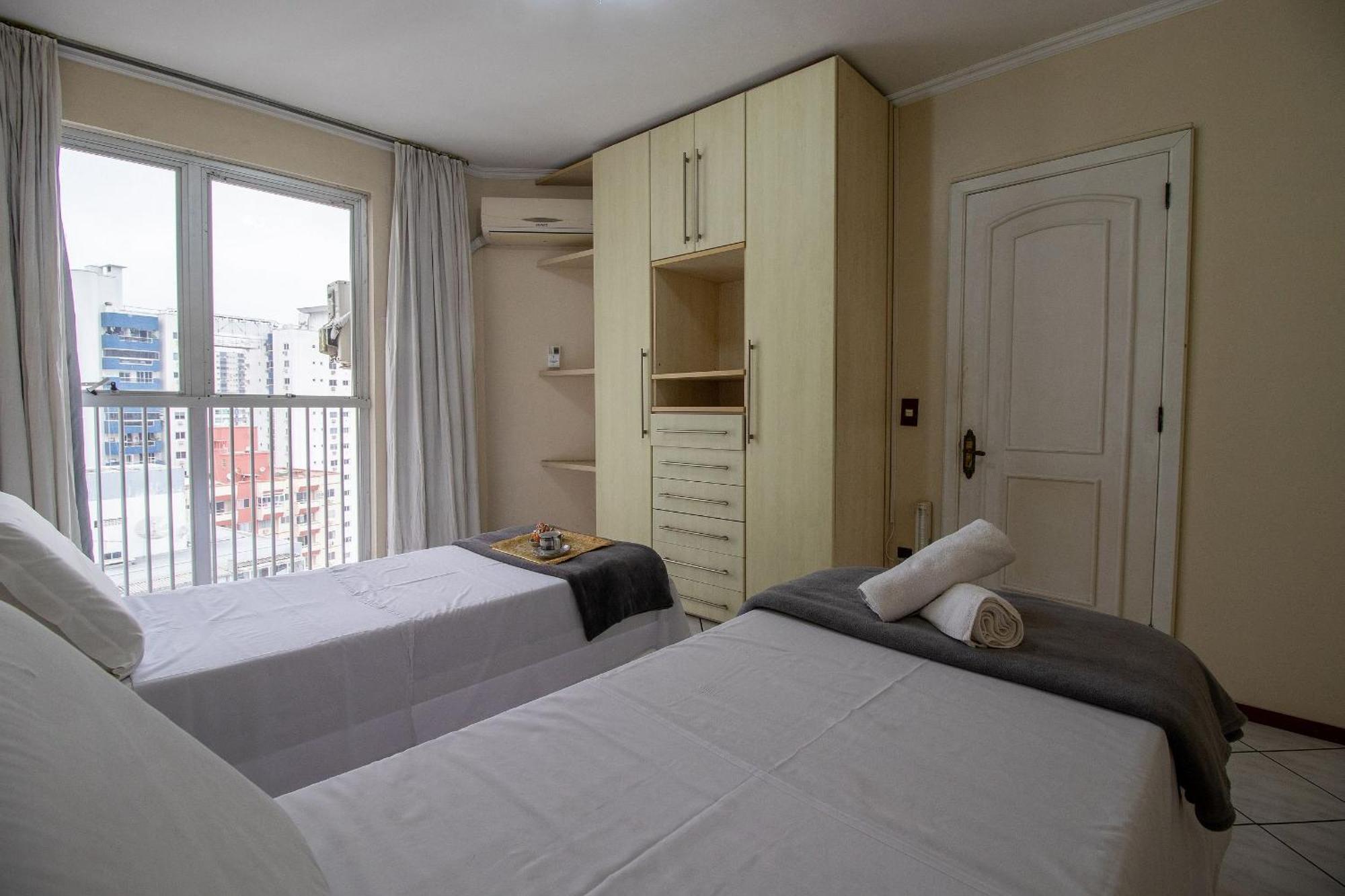 Apartamento Pr143 - Próximo A Avenida Brasil, Garagem Camionete, 4 Dorm, Climatizado, Wi-fi Balneário Camboriú